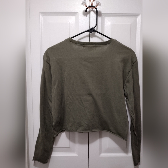 Say What? Olive Green "Queen" Cropped Long sleeve Tee Small - Picture 2 of 3